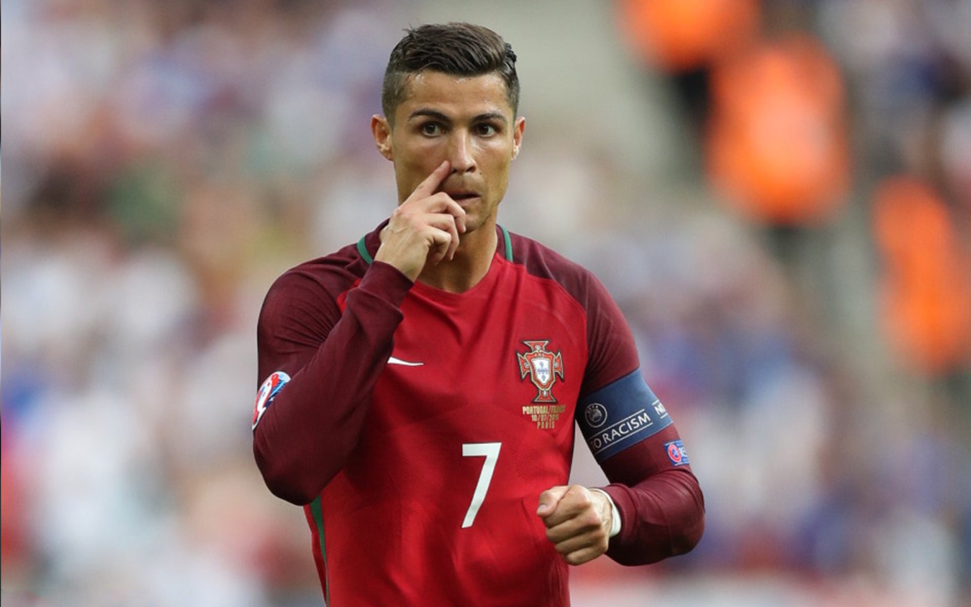 中国足球国家队调整训练内容应对高强度对抗，中国足球队训练视频